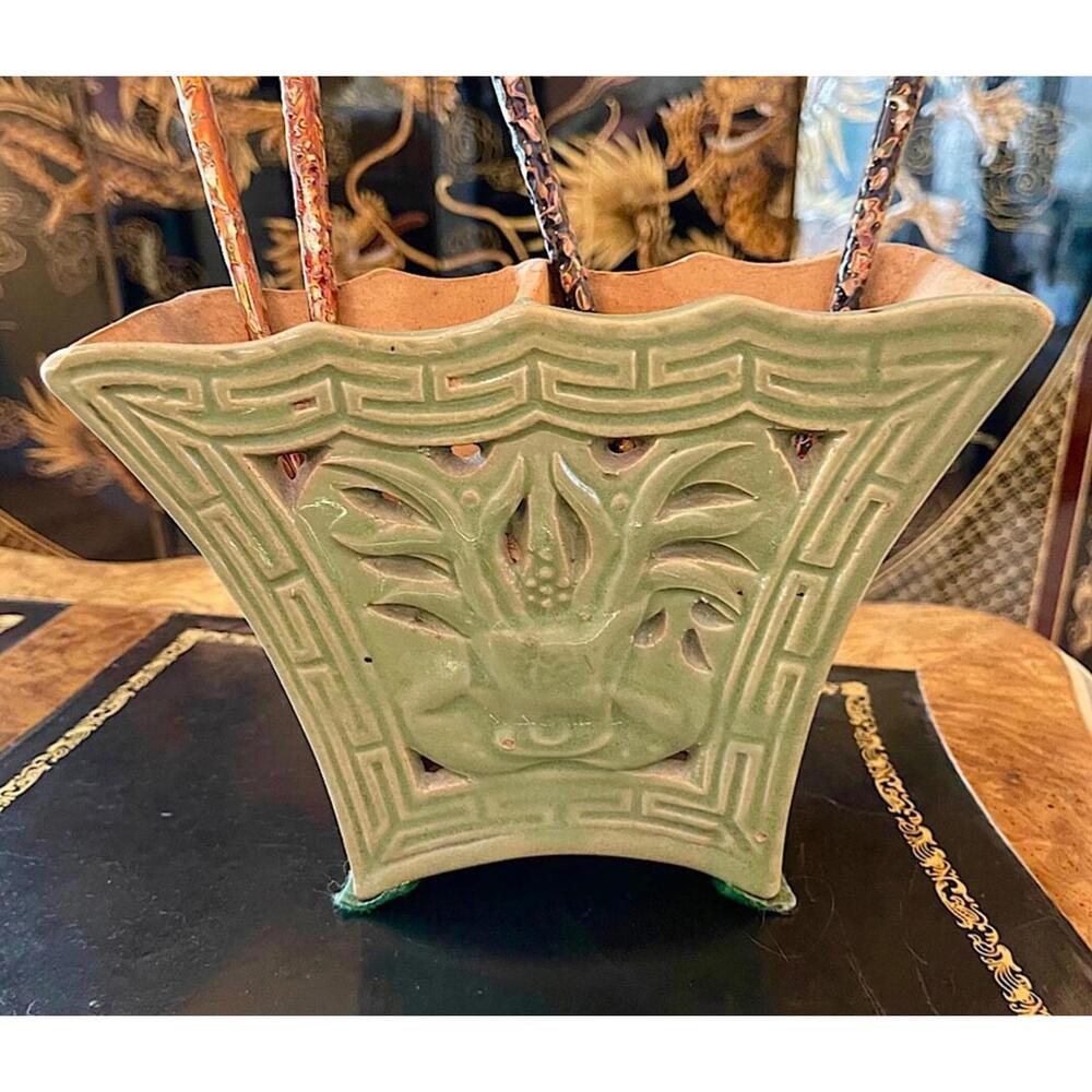Antique Ceramic Fan-Shaped Chopstick Holder w/ Certificate, Late 19th Century